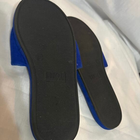 Rouge Helium Mellow-01 blue slippers with sandal type bottoms. Womens size 8 - Picture 7 of 12